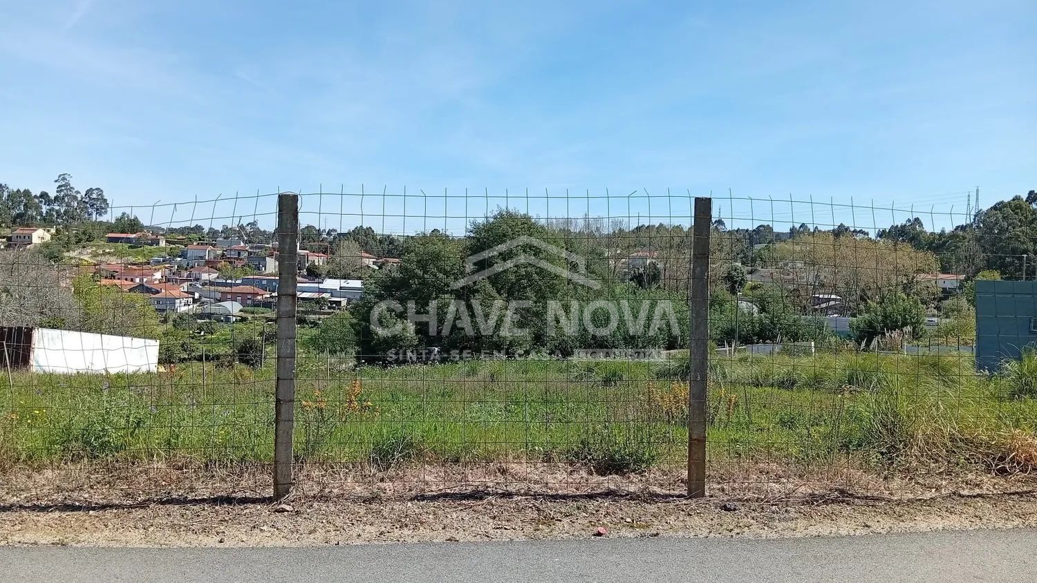 Terreno p/Construção de Moradia 4 frentes |