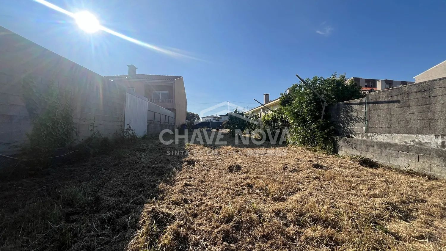 Lote de terreno com 504m² em Lourosa – Santa Maria da Feira