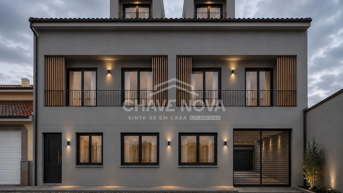 Prédio Residencial para Reabilitação | Madalena, Vila Nova de Gaia